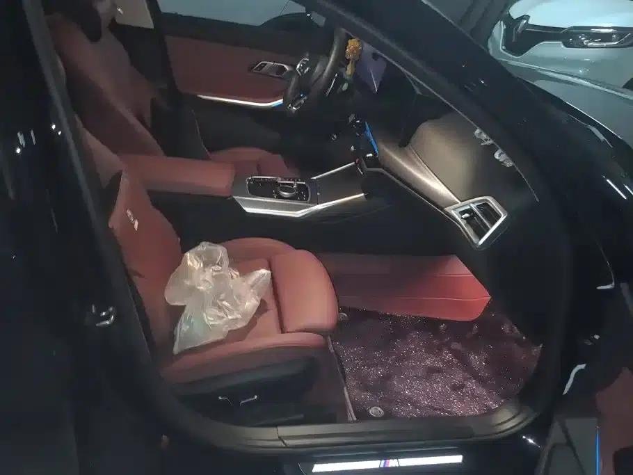 2025 BMW 3 Series 330Li Luxury M Sport Shadow Edition — миниатюра 8