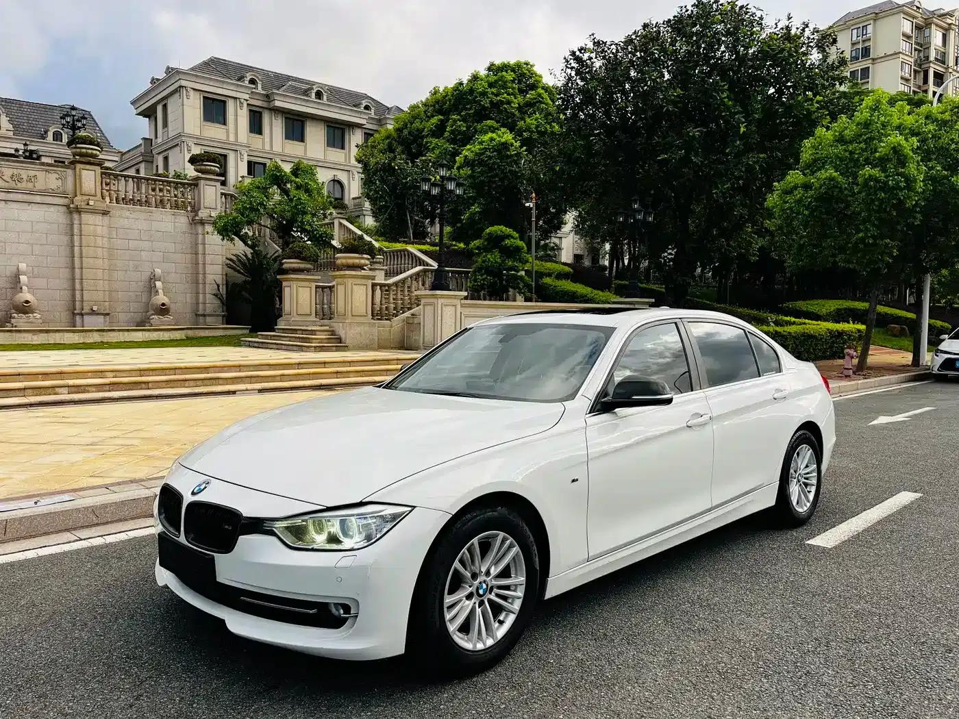 BMW 3 Series 2013 320Li Luxury Design Package — миниатюра 1