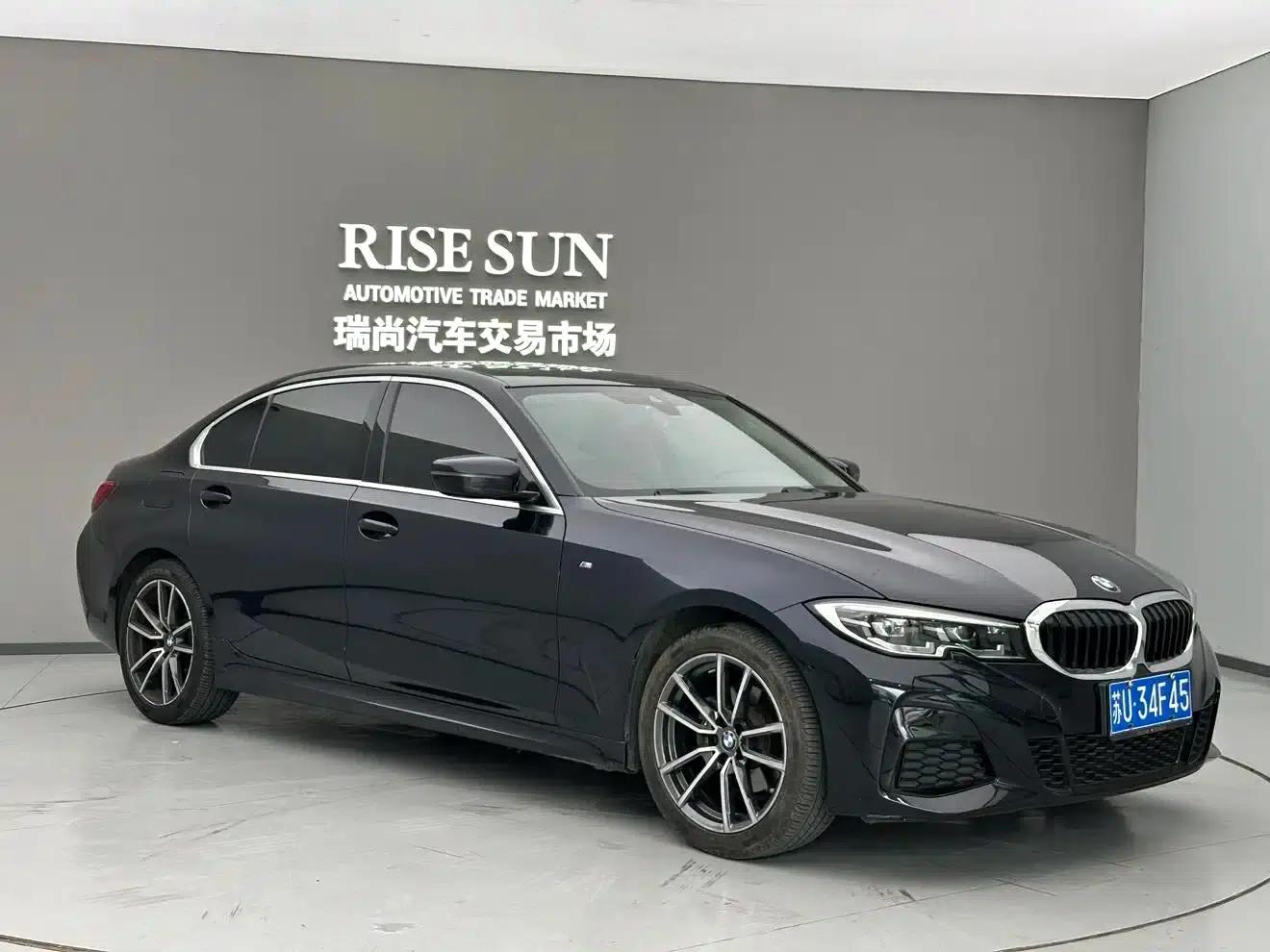 2022 BMW 3 Series 320Li M Sport Package — миниатюра 3
