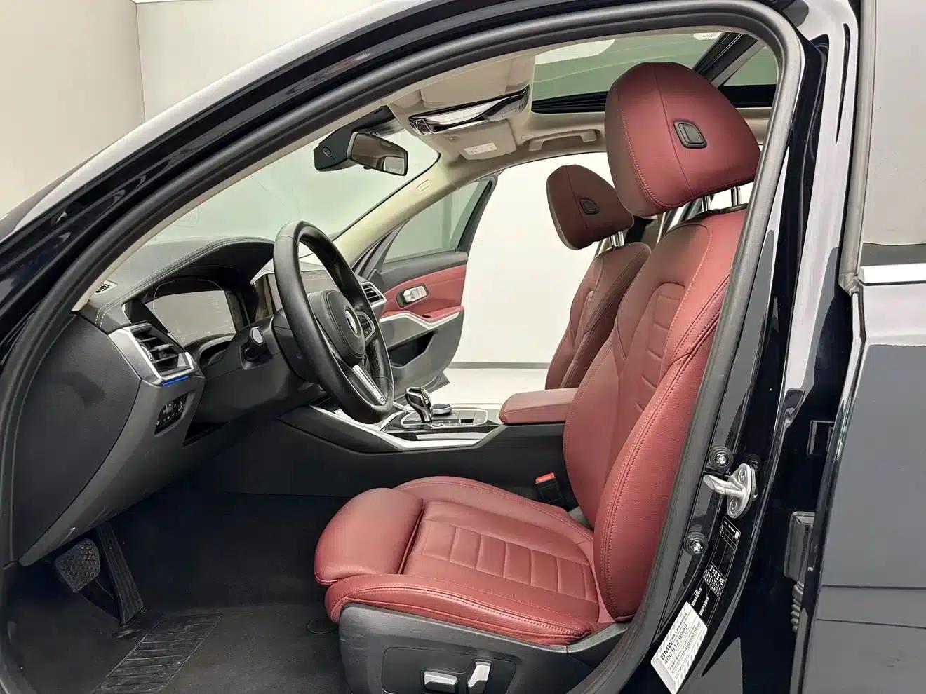 2022 BMW 3 Series 320Li M Sport Package — миниатюра 6
