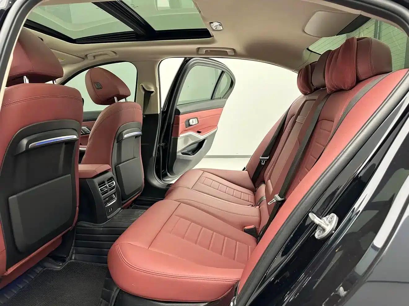 2022 BMW 3 Series 320Li M Sport Package — миниатюра 7