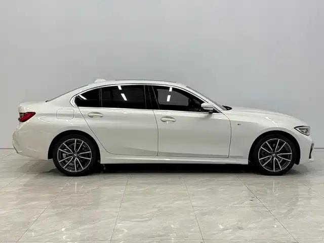 2021 BMW 3 Series 325Li M Sport Package — миниатюра 6