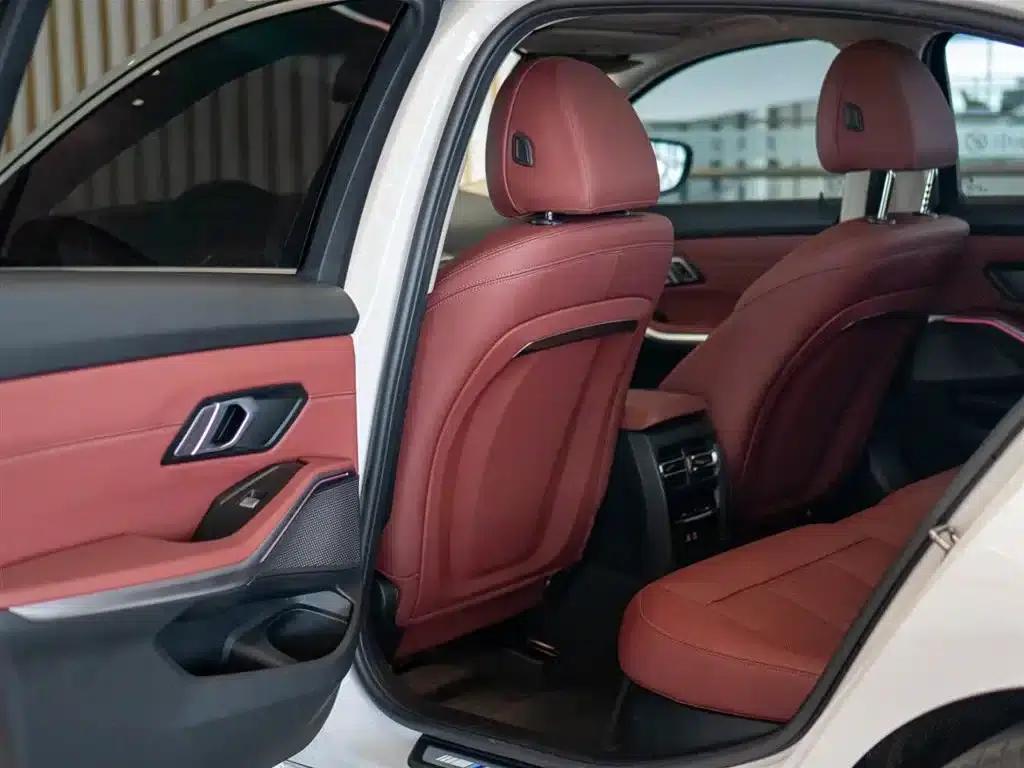 2024 BMW 3 Series 325Li M Sport Package — миниатюра 14