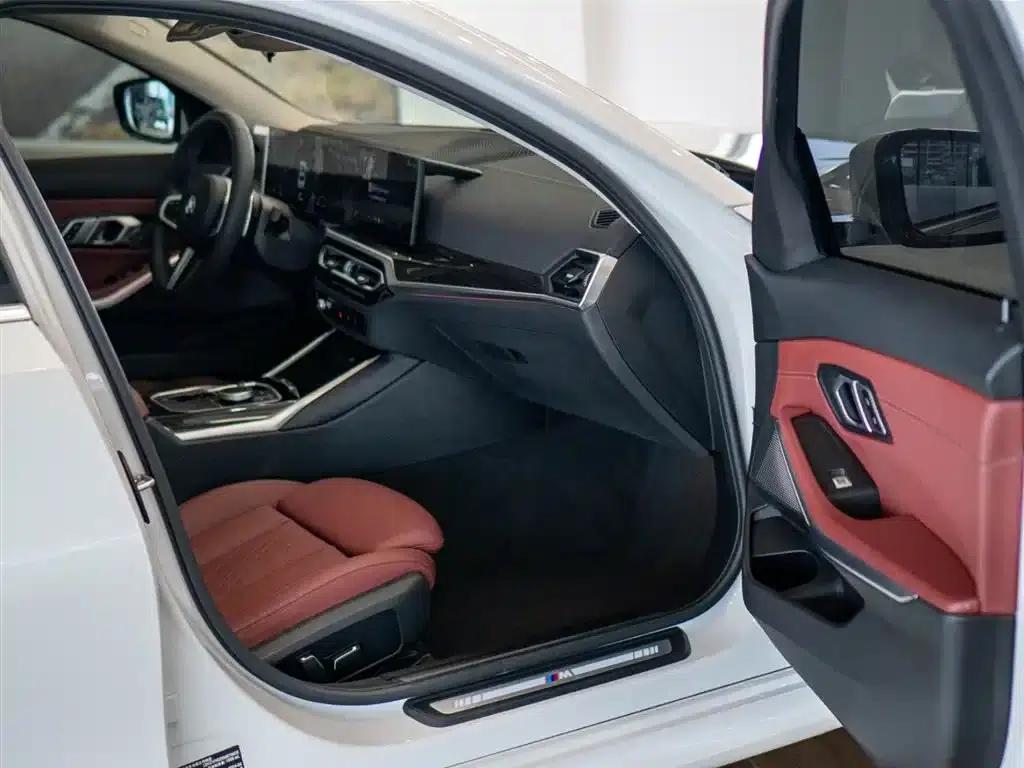 2024 BMW 3 Series 325Li M Sport Package — миниатюра 18