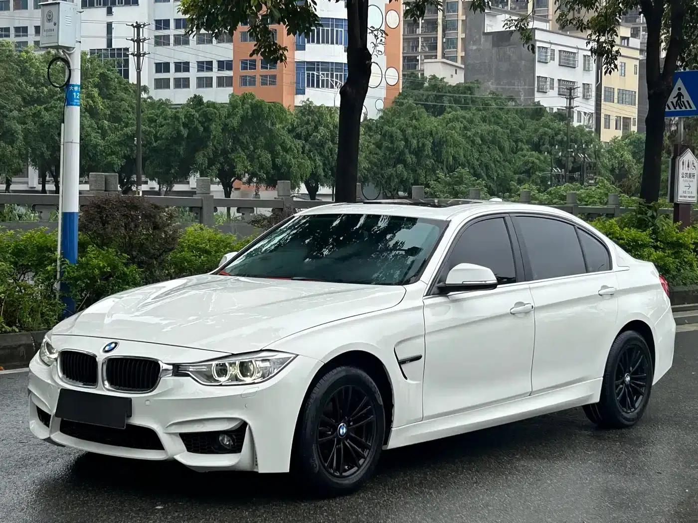 BMW 3 Series 2013 320Li Fashion Edition — миниатюра 1