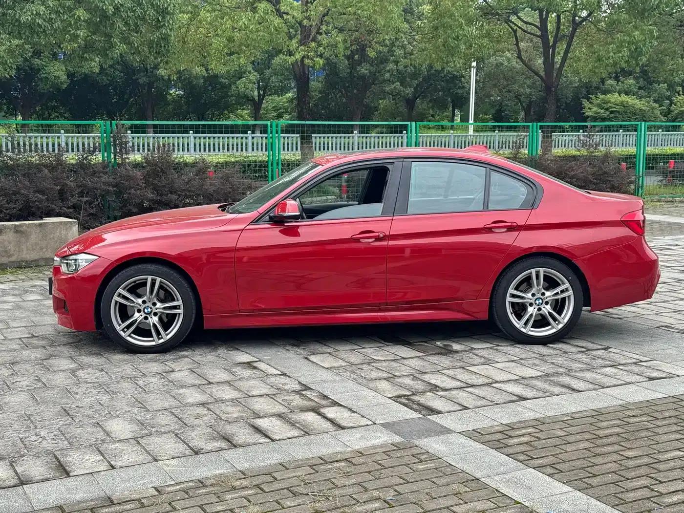 2019 BMW 3 Series 320i M Sport Package — миниатюра 16