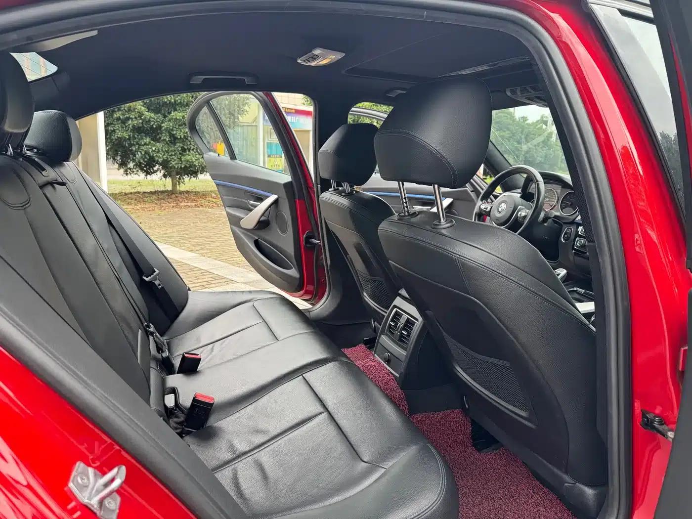 2019 BMW 3 Series 320i M Sport Package — миниатюра 4