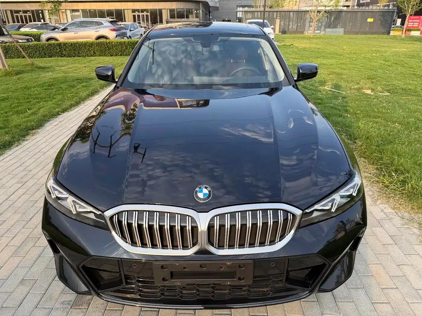 2023 BMW 3 Series 320Li M Sport Package — миниатюра 1
