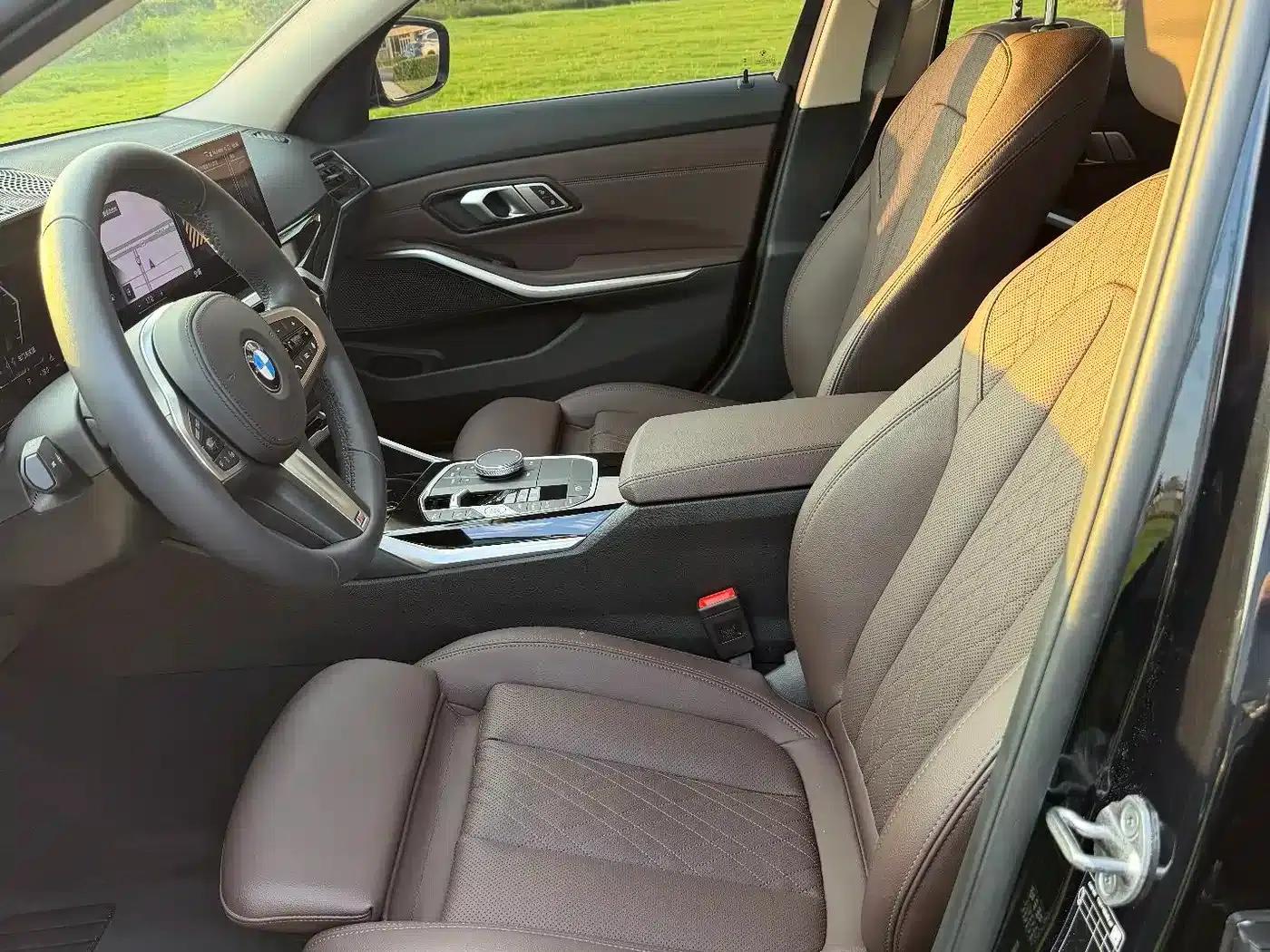 2023 BMW 3 Series 320Li M Sport Package — миниатюра 16