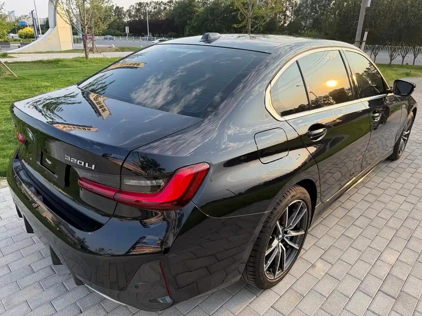 2023 BMW 3 Series 320Li M Sport Package — миниатюра 5