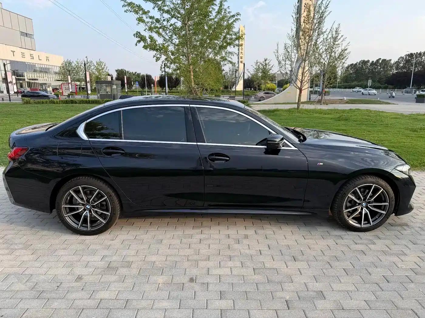 2023 BMW 3 Series 320Li M Sport Package — миниатюра 6