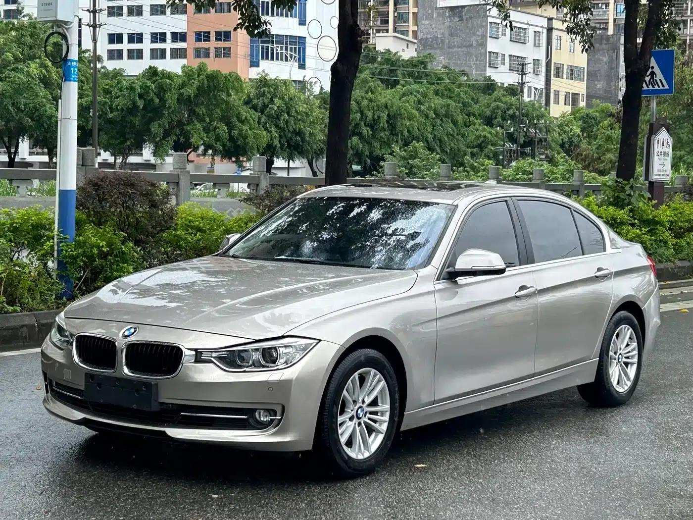 BMW 3 Series 2013 320Li Fashion Edition — миниатюра 1