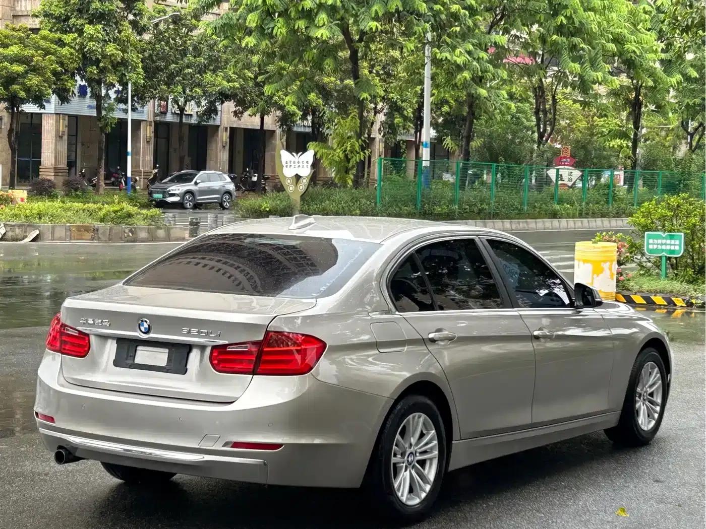 BMW 3 Series 2013 320Li Fashion Edition — миниатюра 9