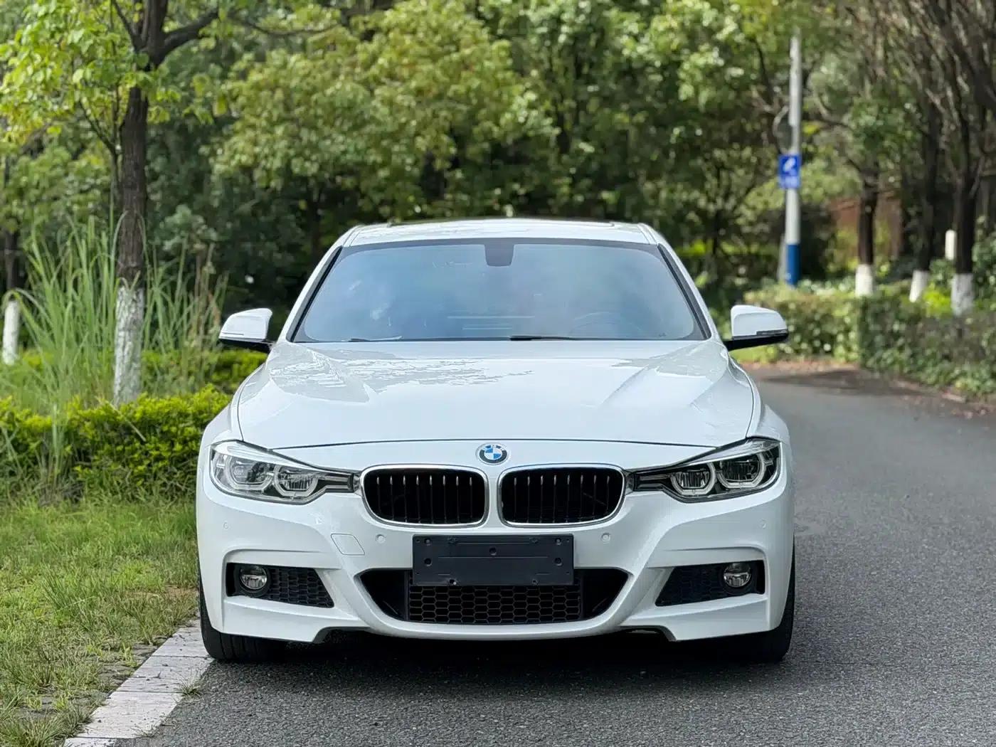 2019 BMW 3 Series 320i M Sport Package — миниатюра 2