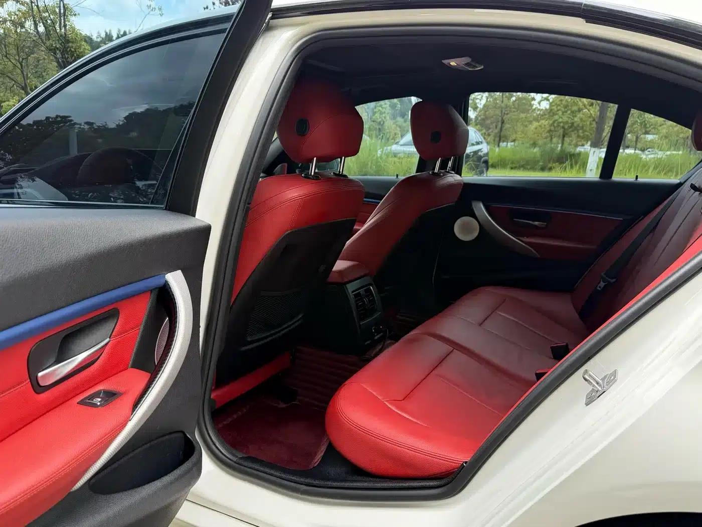 2019 BMW 3 Series 320i M Sport Package — миниатюра 16