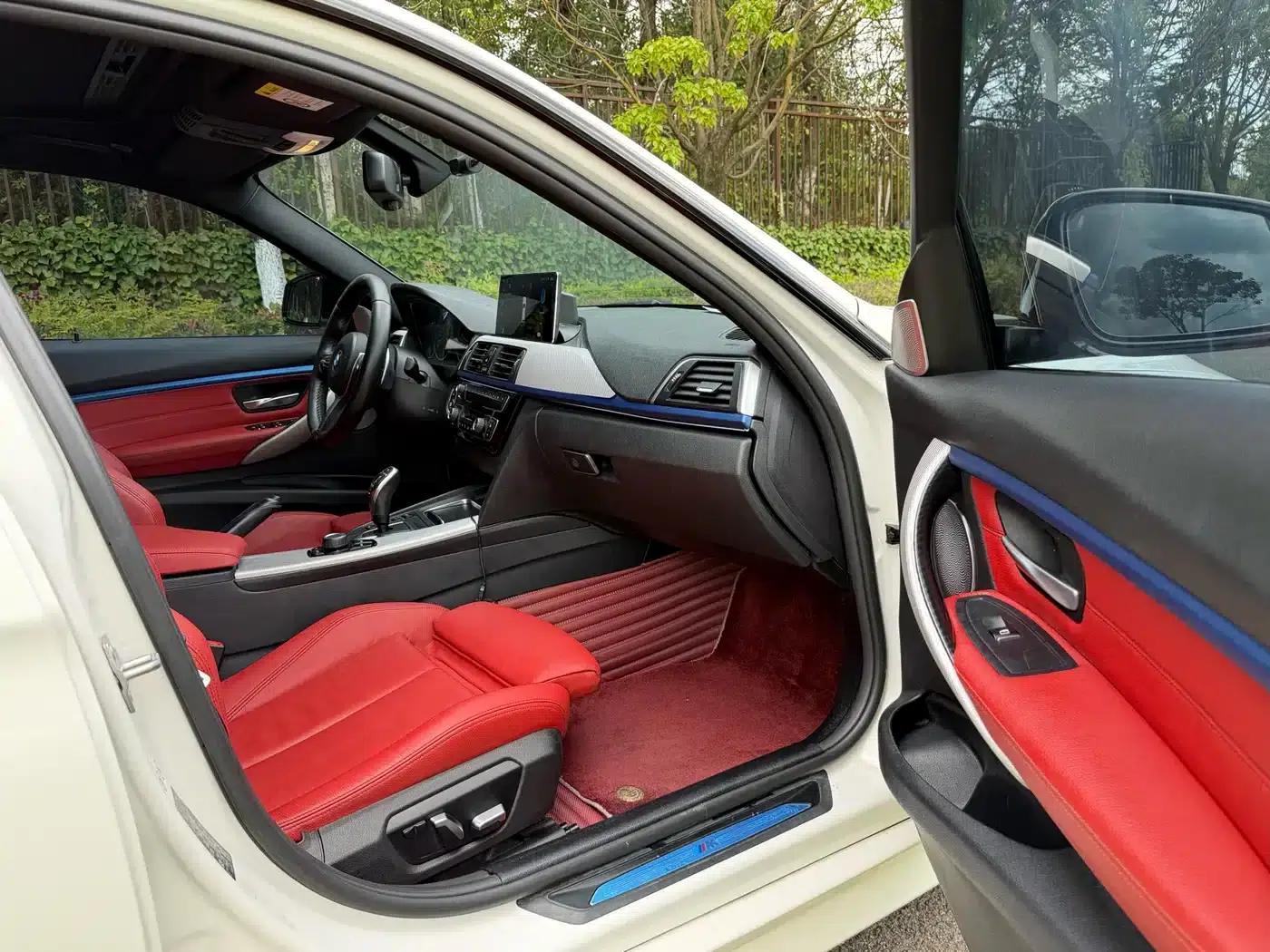 2019 BMW 3 Series 320i M Sport Package — миниатюра 19