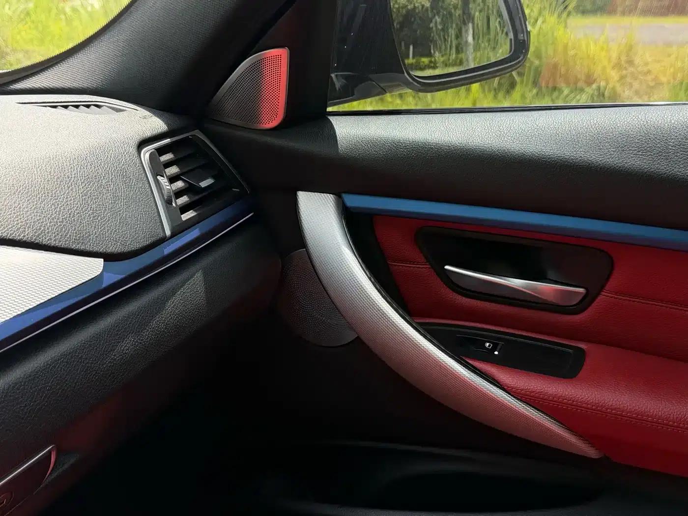 2019 BMW 3 Series 320i M Sport Package — миниатюра 9