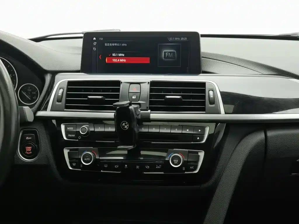 BMW 3 Series 2019 320Li Fashion Edition — миниатюра 12