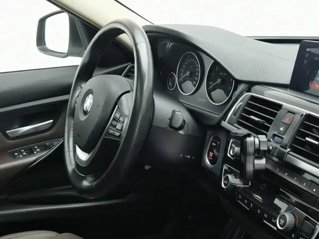BMW 3 Series 2019 320Li Fashion Edition — миниатюра 22