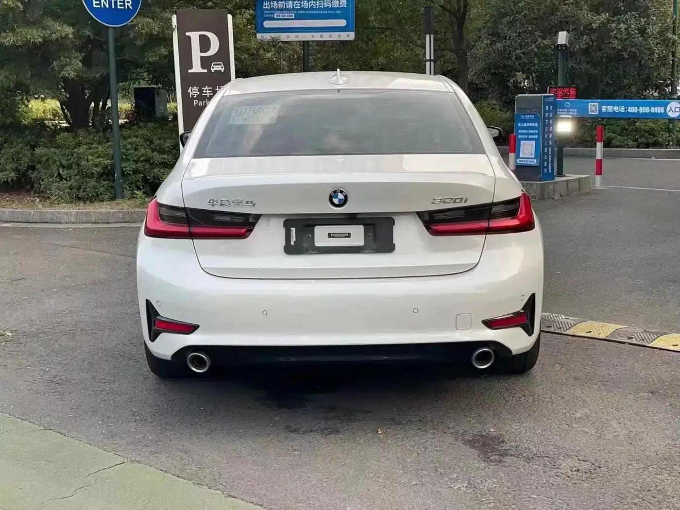 2020 BMW 3 Series 320i Sport Package — миниатюра 9