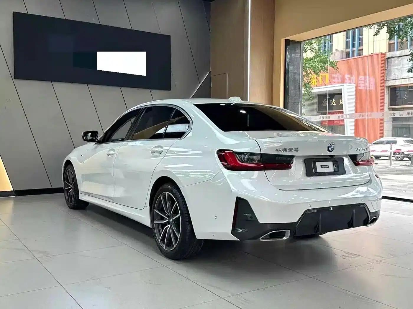 2023 BMW 3 Series 325Li M Sport Package — миниатюра 8
