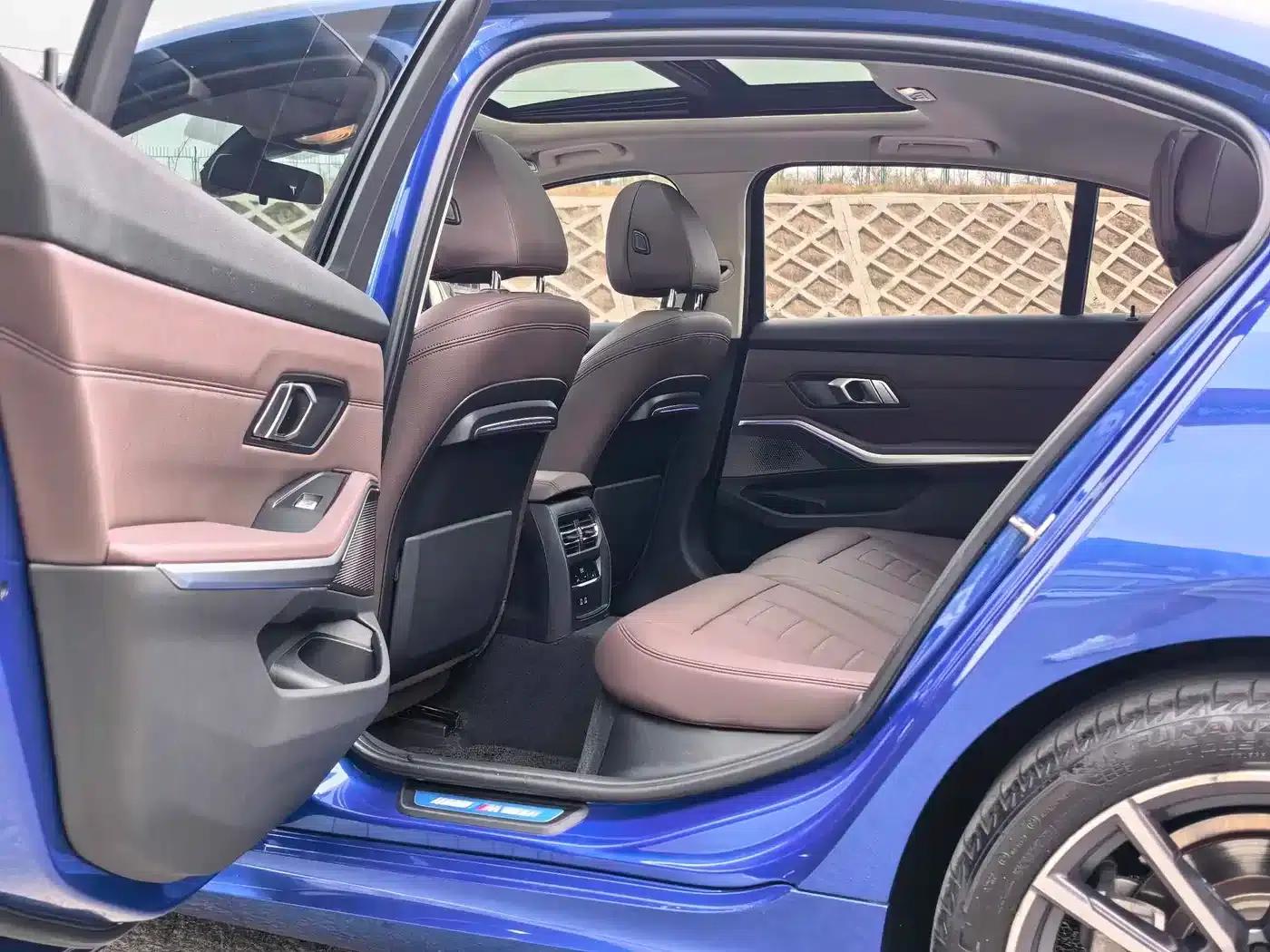 2020 BMW 3 Series 325Li M Sport Package — миниатюра 12