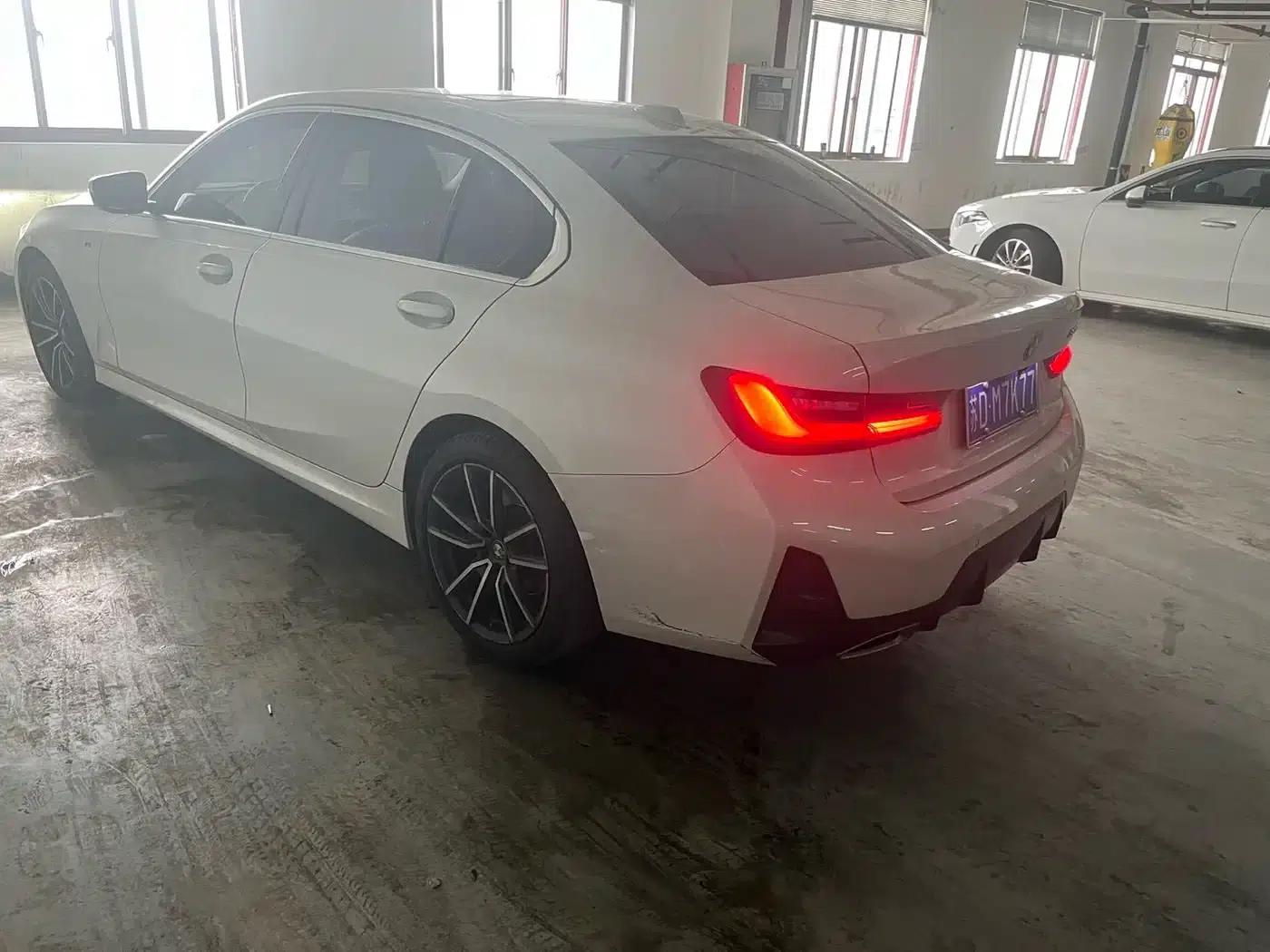 2023 BMW 3 Series 320Li M Sport Package — миниатюра 10