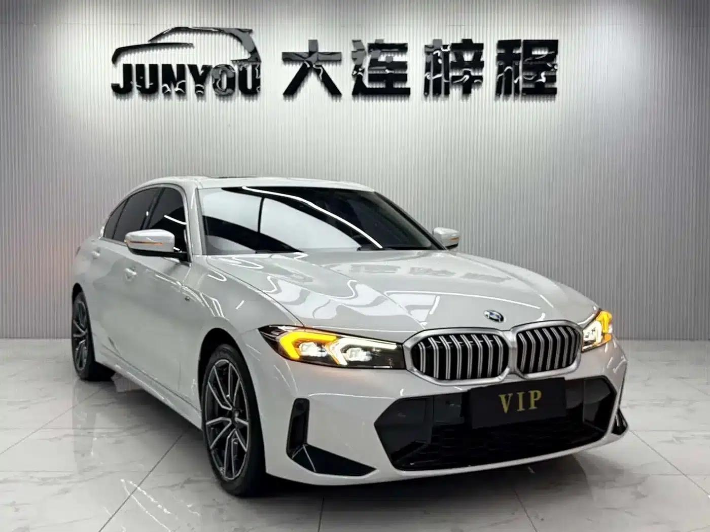 2023 BMW 3 Series 320Li M Sport Package — миниатюра 3