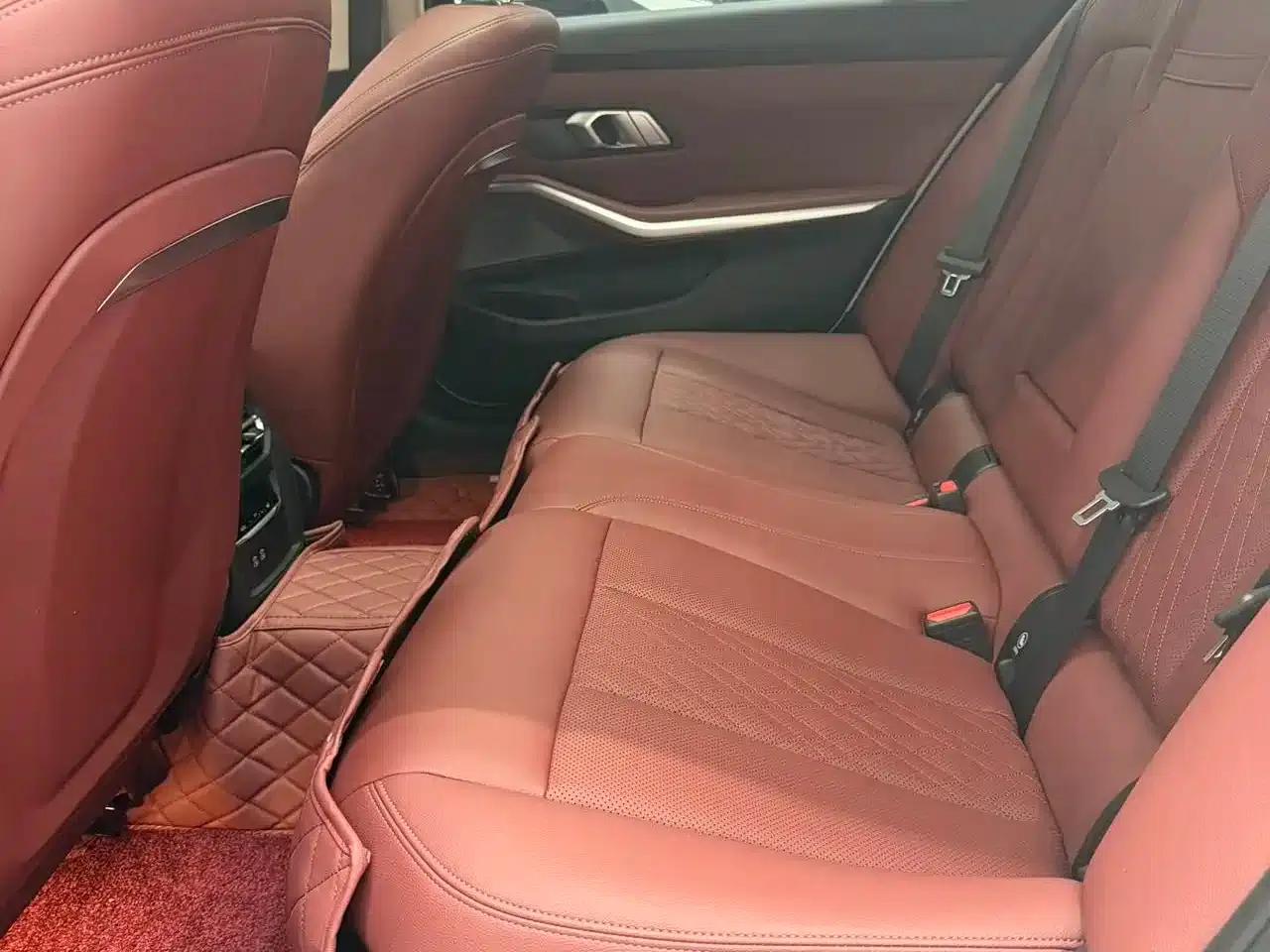 2023 BMW 3 Series 320Li M Sport Package — миниатюра 10