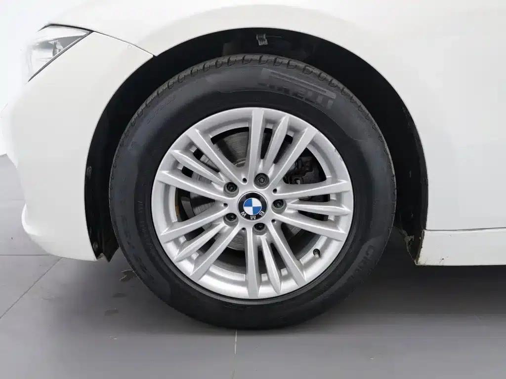BMW 3 Series 2014 320Li Fashion Edition — миниатюра 17