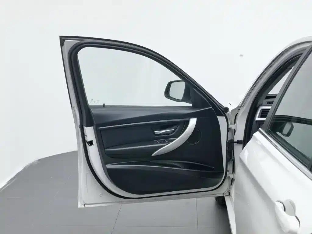 BMW 3 Series 2014 320Li Fashion Edition — миниатюра 8