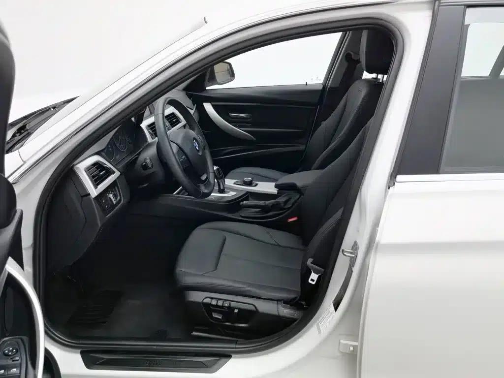 BMW 3 Series 2014 320Li Fashion Edition — миниатюра 10