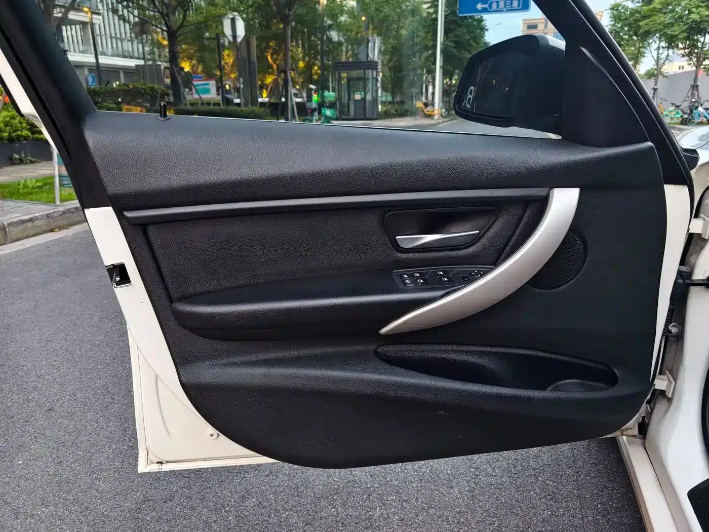 BMW 3 Series 2014 320Li Fashion Edition — миниатюра 13