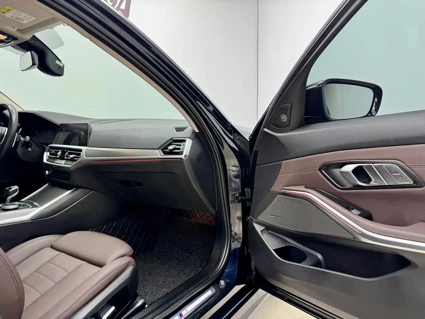 2020 BMW 3 Series 325Li M Sport Shadow Edition — миниатюра 13