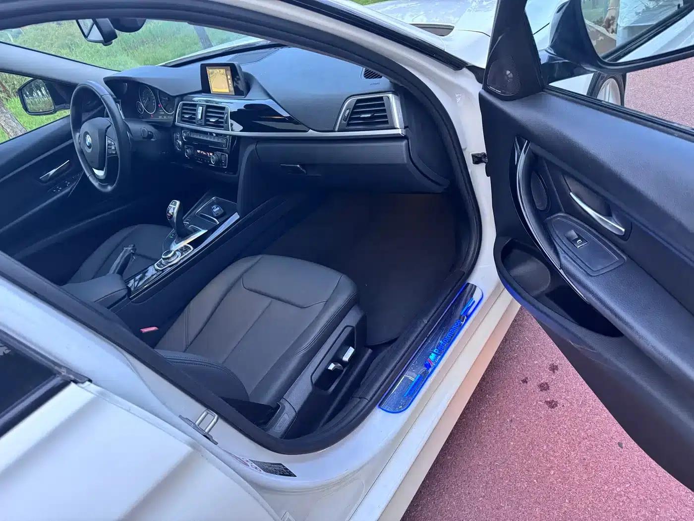 2017 BMW 3 Series 320Li M Sport — миниатюра 13