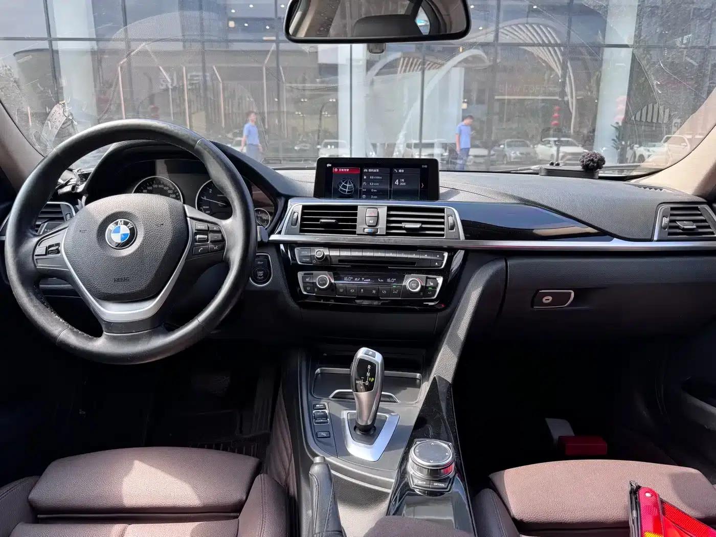 BMW 3 Series 2019 320Li Fashion Edition — миниатюра 3
