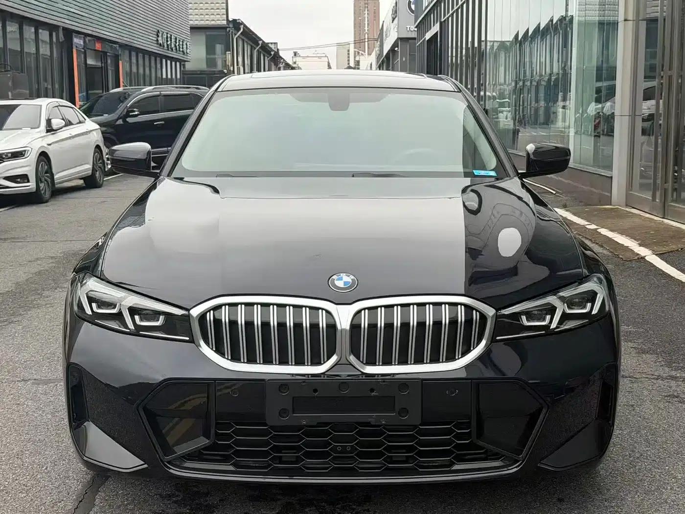 2023 BMW 3 Series 320Li M Sport Package — миниатюра 3