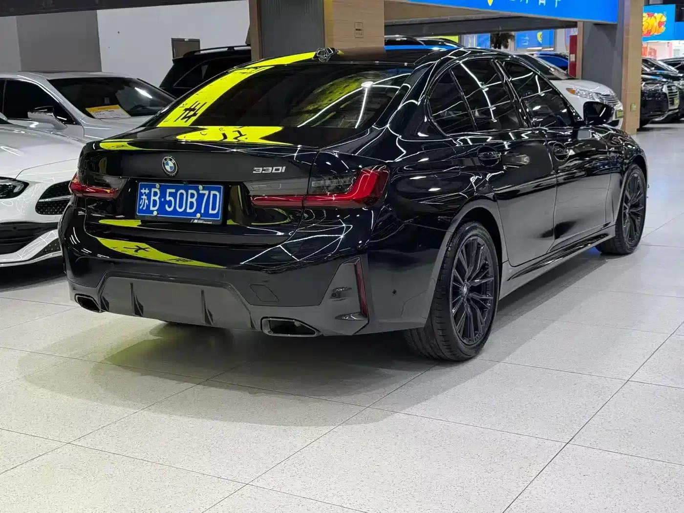 2024 BMW 3 Series 325i M Sport Shadow Edition — миниатюра 10