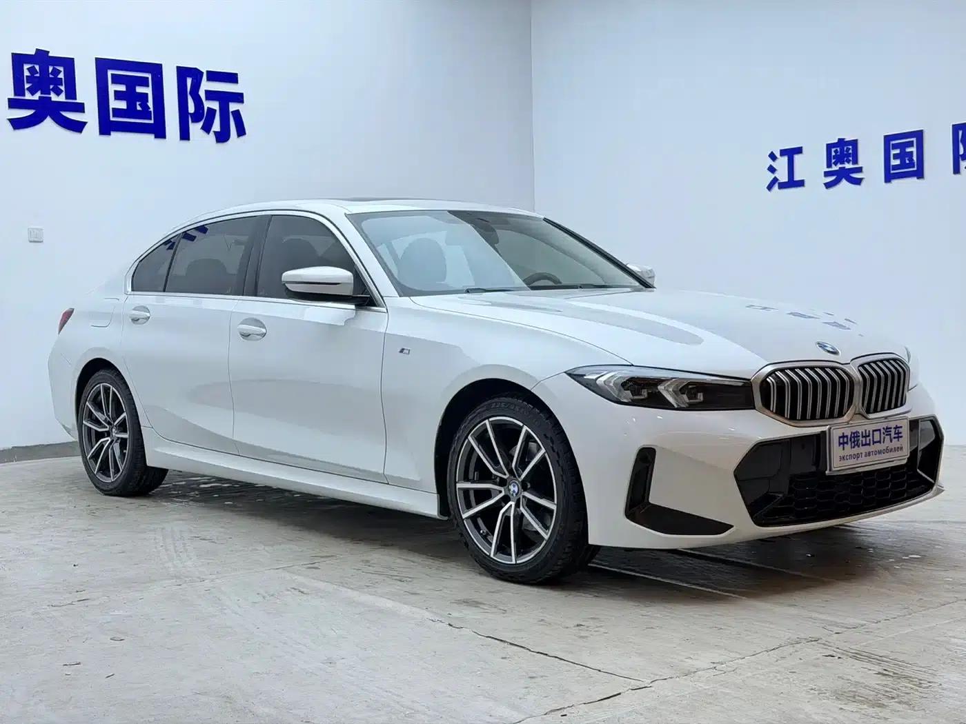 2023 BMW 3 Series 320Li M Sport Package — миниатюра 3