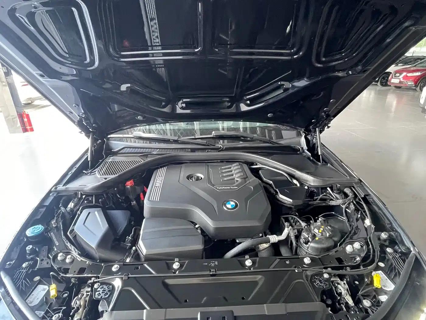 2025 BMW 3 Series 325Li M Sport Package — миниатюра 25