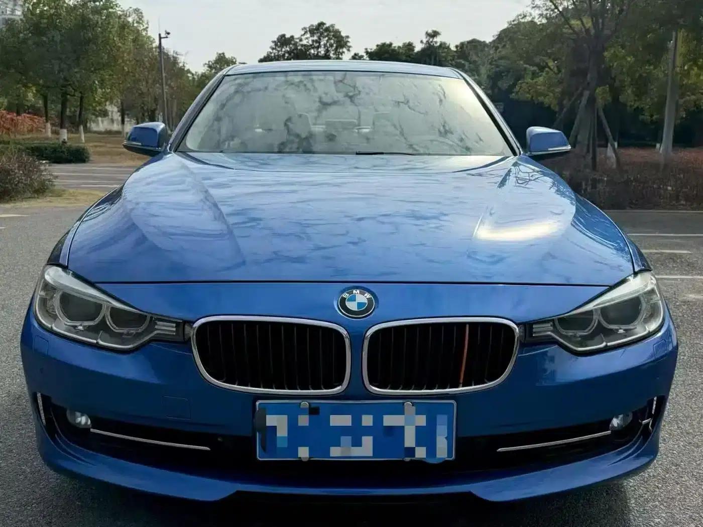 BMW 3 Series 2013 320i Fashion Edition — миниатюра 2