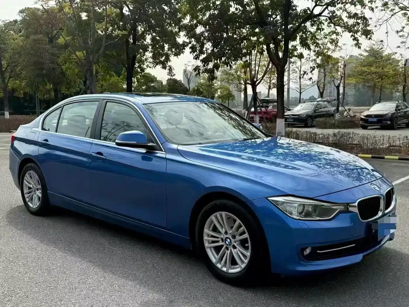 BMW 3 Series 2013 320i Fashion Edition — миниатюра 3