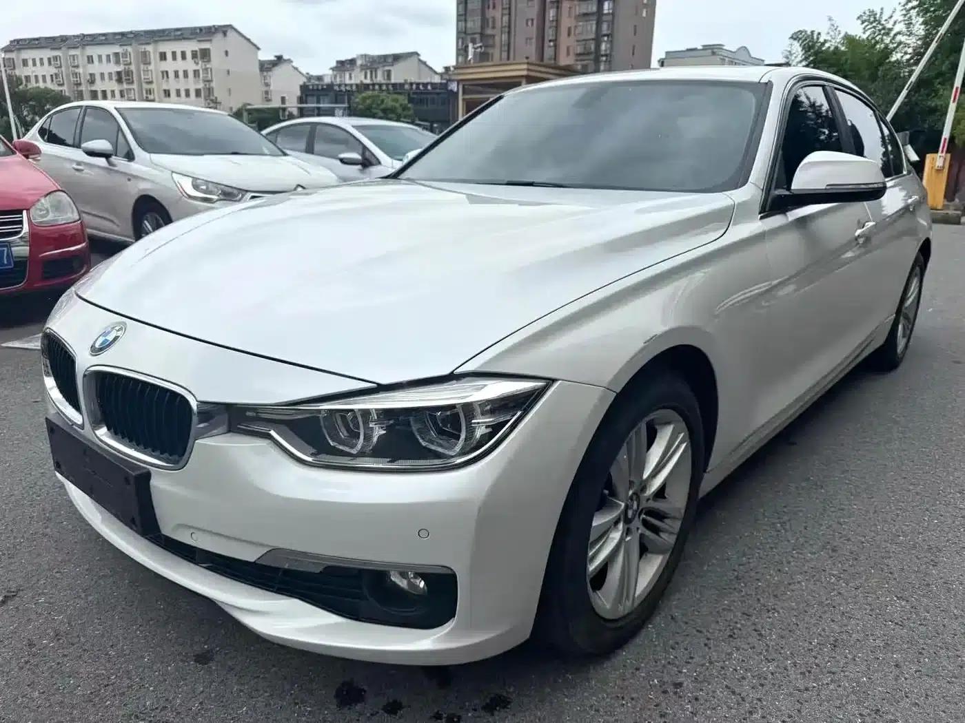 2016 BMW 3 Series 320Li Fashion Edition — миниатюра 1
