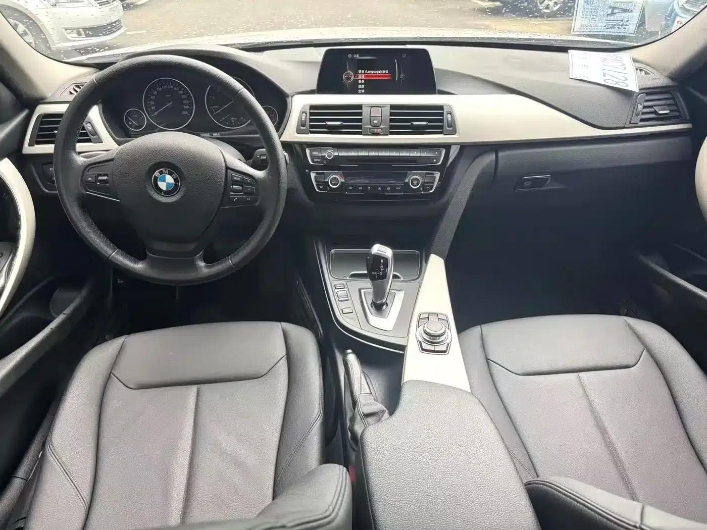 2016 BMW 3 Series 320Li Fashion Edition — миниатюра 5