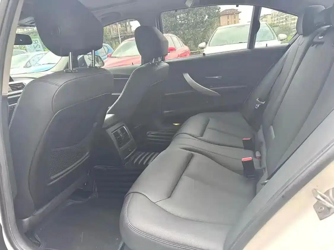2016 BMW 3 Series 320Li Fashion Edition — миниатюра 6