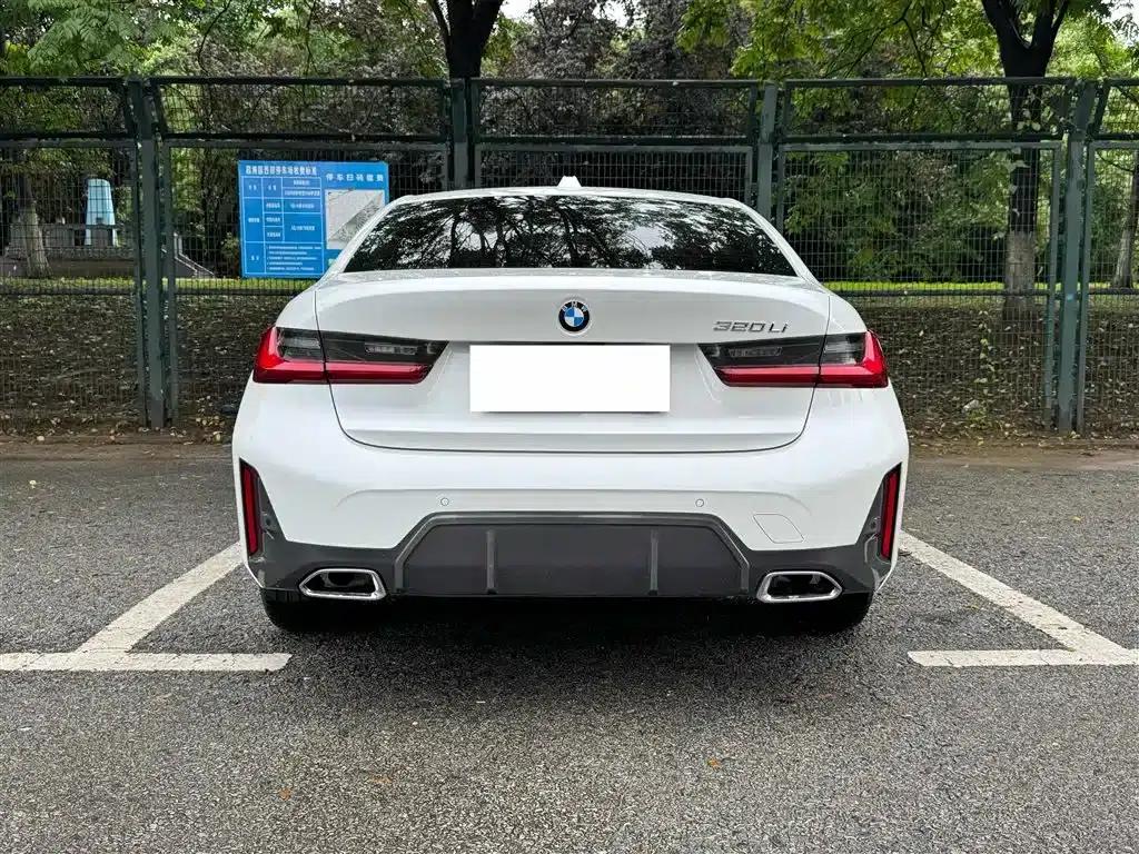 2023 BMW 3 Series 320Li M Sport Package — миниатюра 11