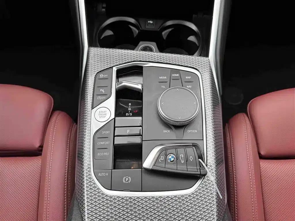 2023 BMW 3 Series 320Li M Sport Package — миниатюра 21