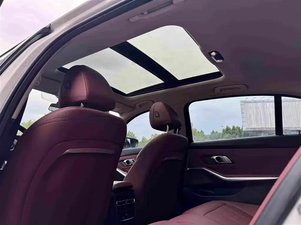 2023 BMW 3 Series 320Li M Sport Package — миниатюра 29