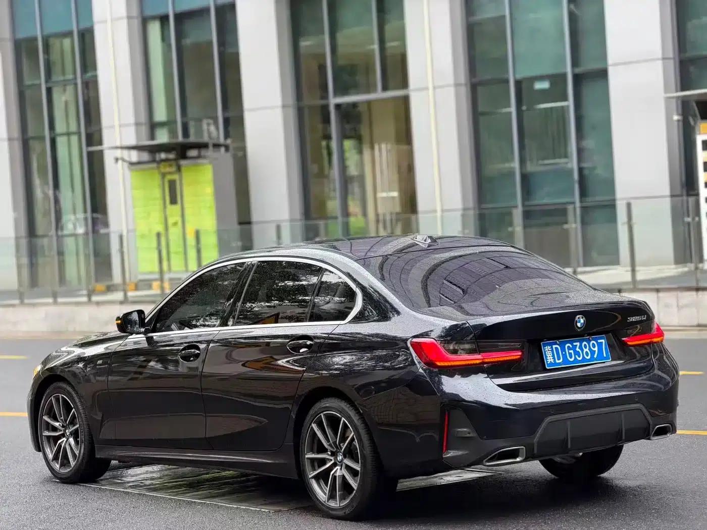 2023 BMW 3 Series 325Li M Sport Package — миниатюра 3