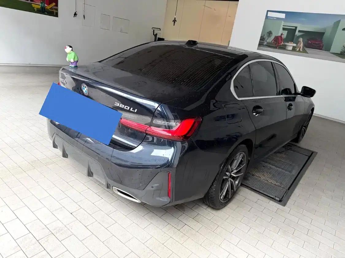 2023 BMW 3 Series 320Li M Sport Package — миниатюра 2